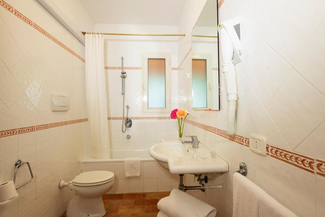 אפרטהוטל פרינצ'יפינה טרה Borgo San Antonio & Borgo San Giuseppe By La Principina מראה חיצוני תמונה
