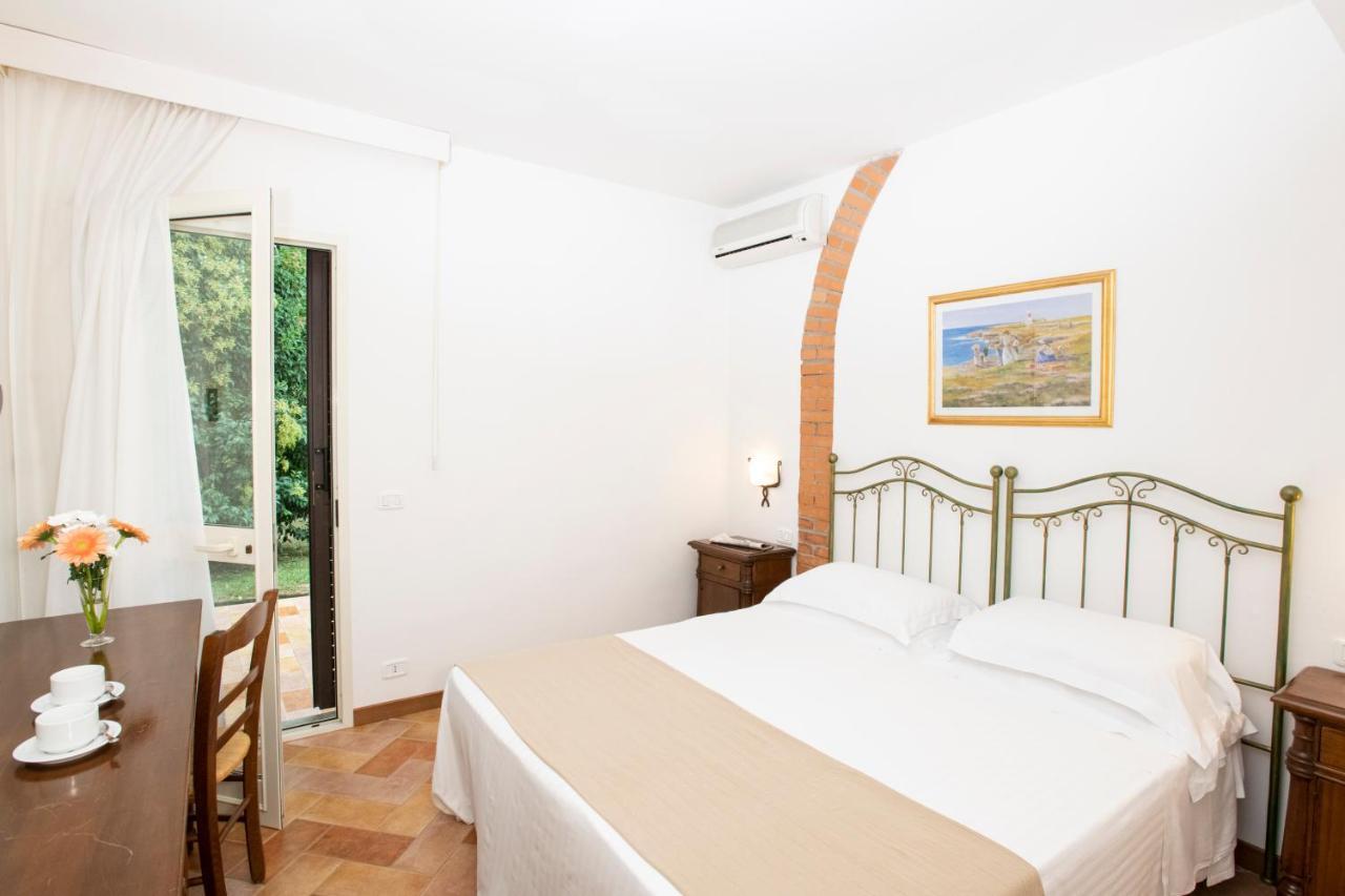 אפרטהוטל פרינצ'יפינה טרה Borgo San Antonio & Borgo San Giuseppe By La Principina מראה חיצוני תמונה