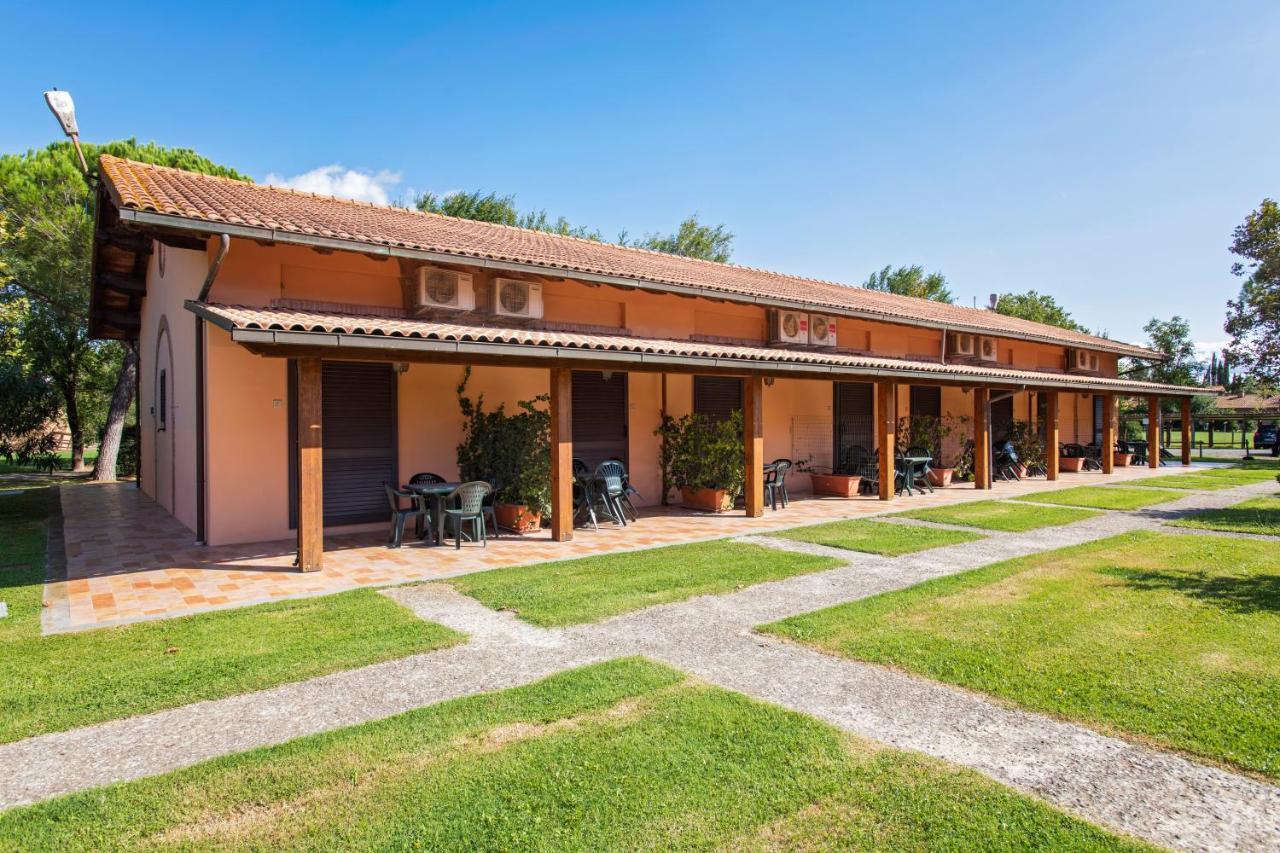 אפרטהוטל פרינצ'יפינה טרה Borgo San Antonio & Borgo San Giuseppe By La Principina מראה חיצוני תמונה