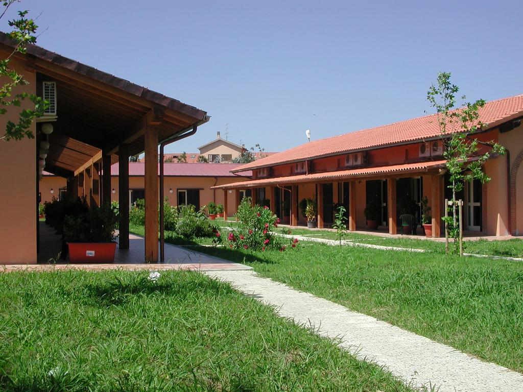 אפרטהוטל פרינצ'יפינה טרה Borgo San Antonio & Borgo San Giuseppe By La Principina מראה חיצוני תמונה